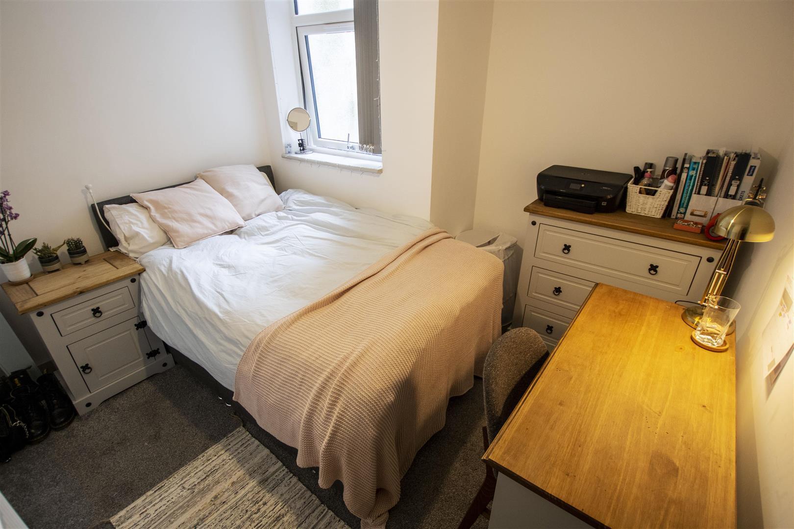 Flat Heeley Road in Birmingham