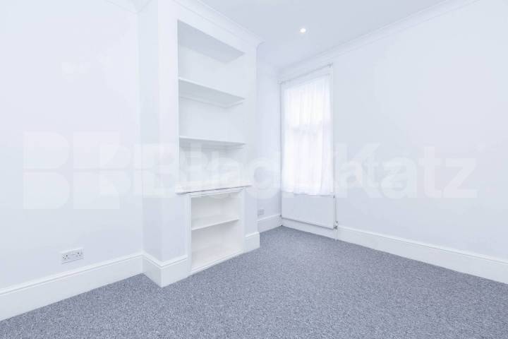 House Iverson Road in Greater London
