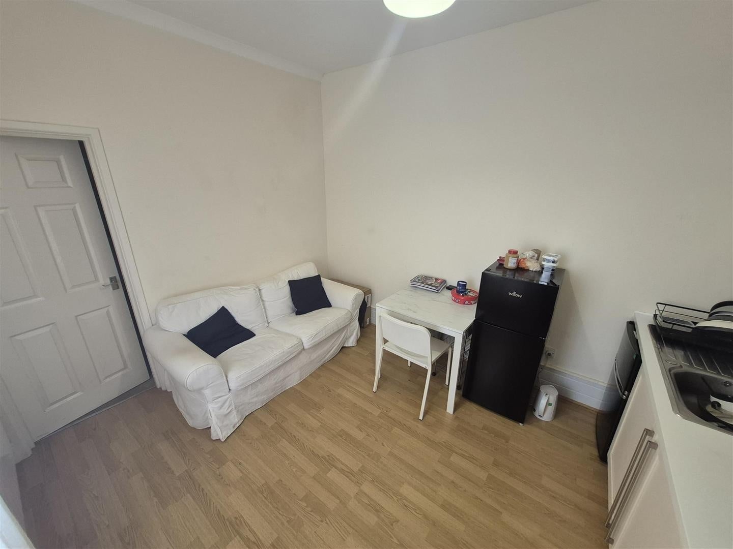 Flat Kirby Road in Coventry