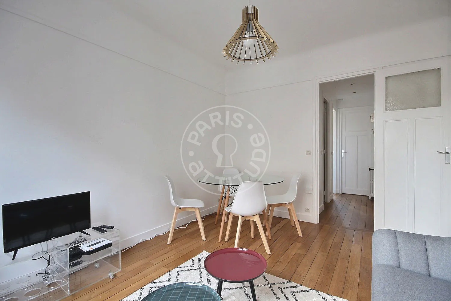 Flat Rue de l'Abbé Groult in Paris