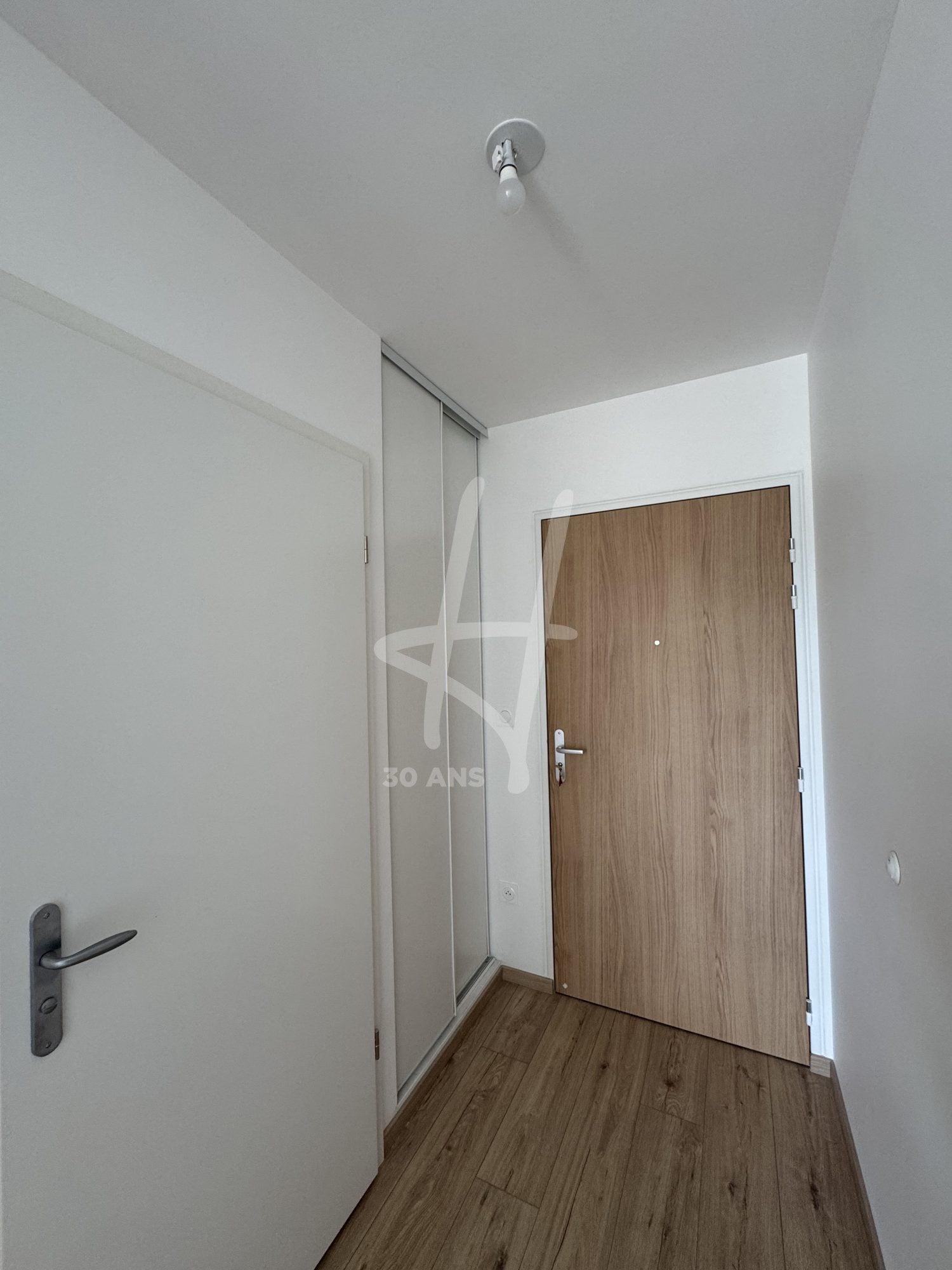 Room Rue de la Croix de Lorraine in Metz
