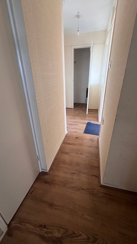 Room Haydens Road in Harlow