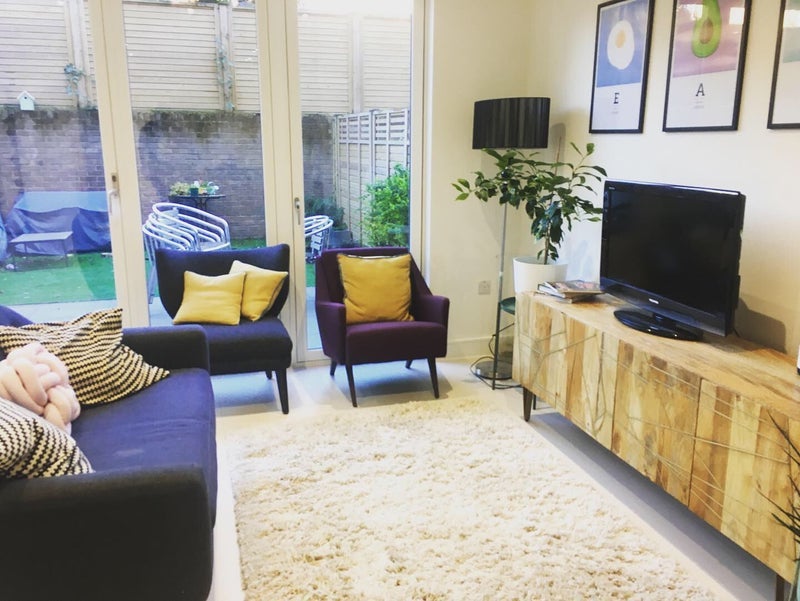 Room Bourke Close in Greater London