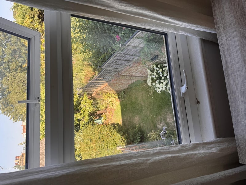 Room Delafield Road in Greater London