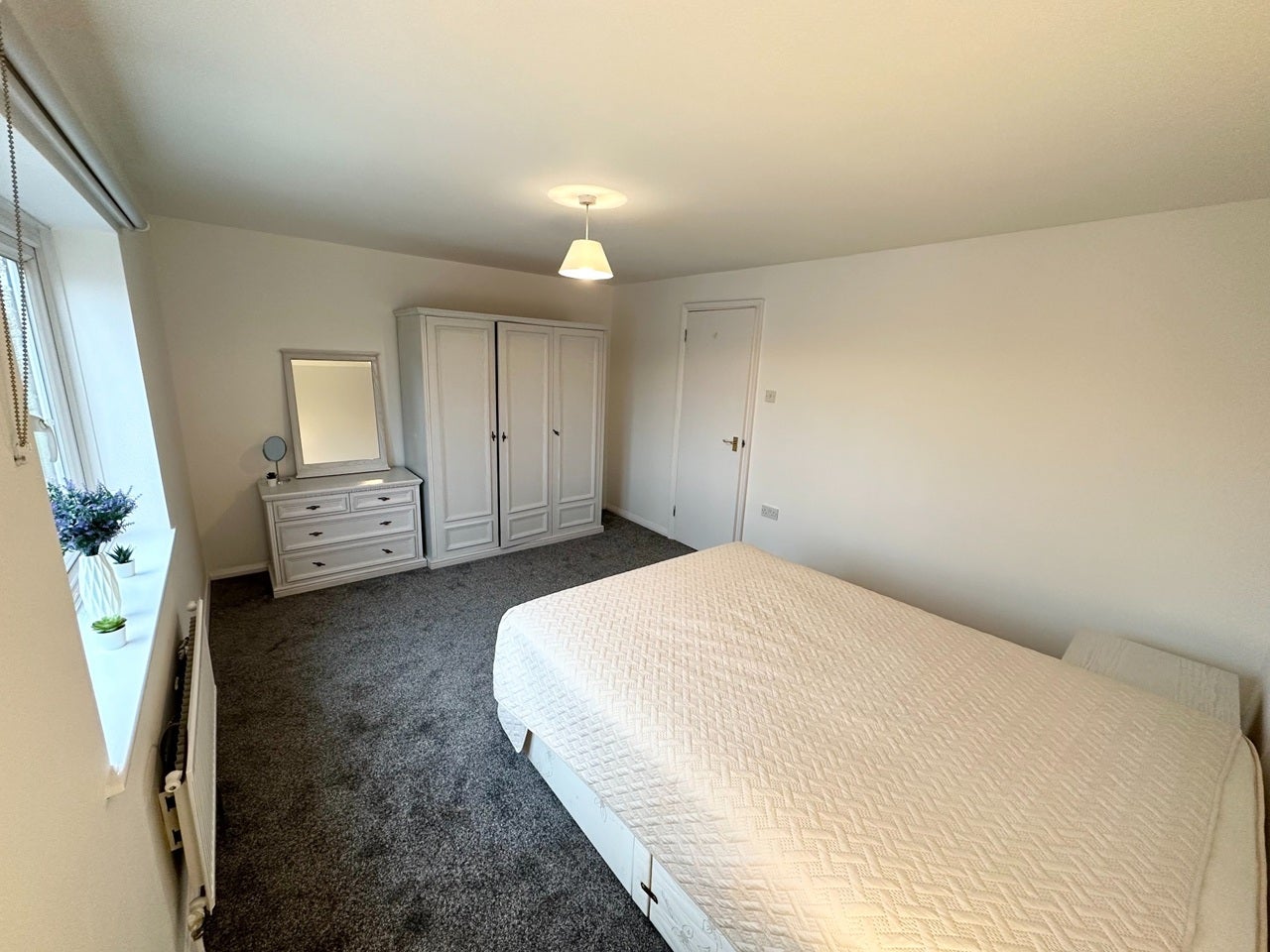Room Bray Crescent in Greater London