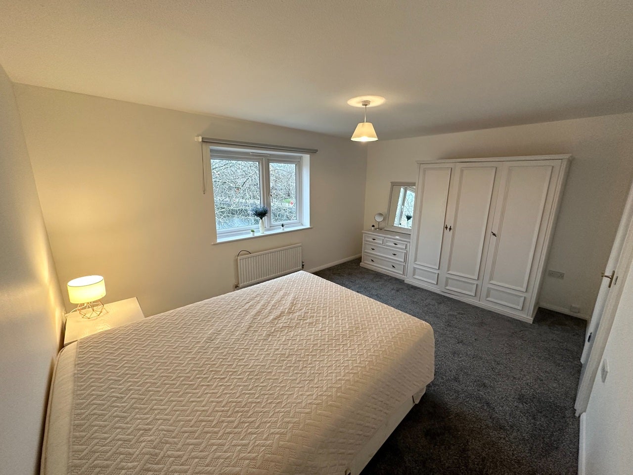 Room Bray Crescent in Greater London