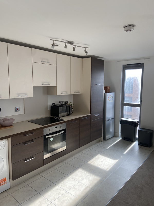 Room Bramwell Way in Greater London