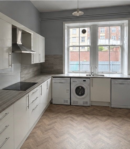 Flat Sauchiehall Street in Glasgow