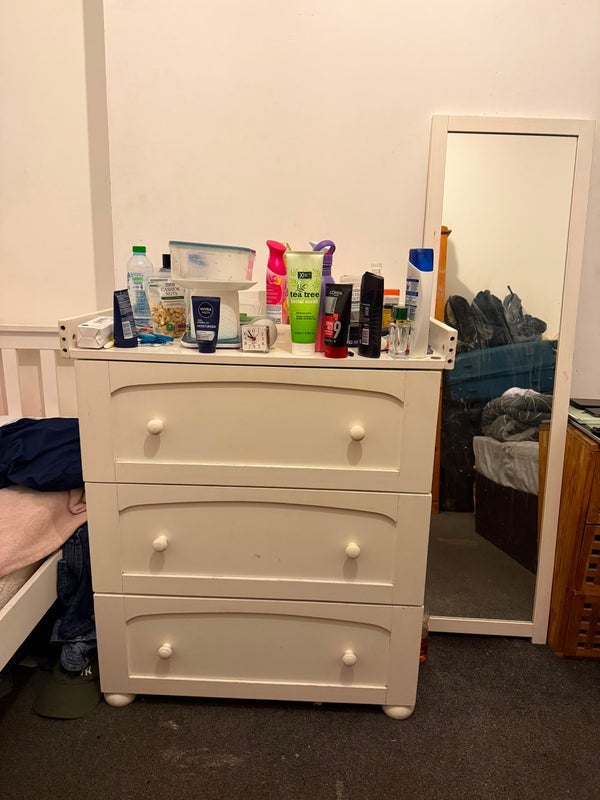 Room St Mary's Road in Greater London