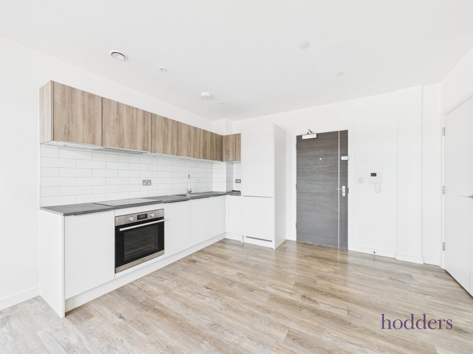 Flat London Road in Borough of Spelthorne