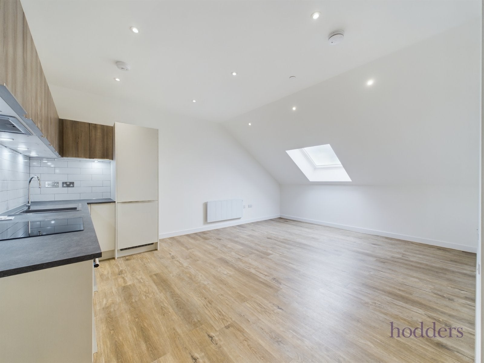 Flat London Road in Borough of Spelthorne