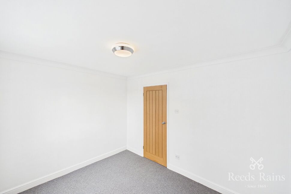 Flat Reneville Road in Rotherham