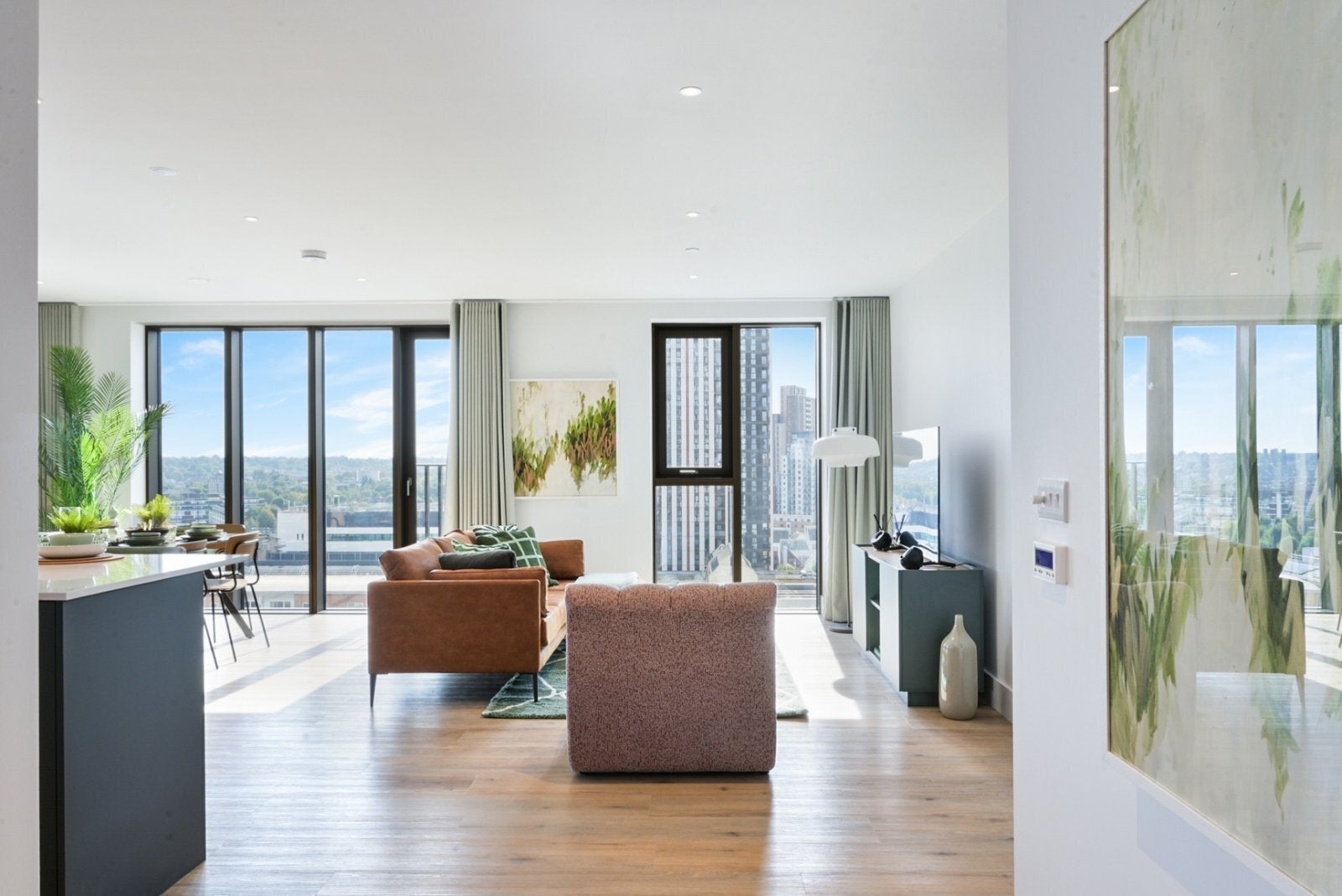Flat Charter Street in Greater London