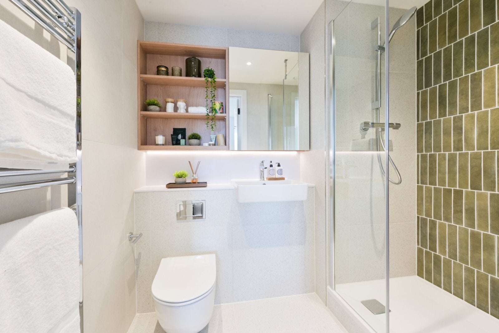Flat Charter Street in Greater London