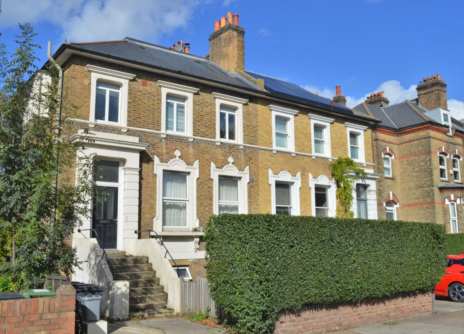 Flat Sunderland Road in Greater London