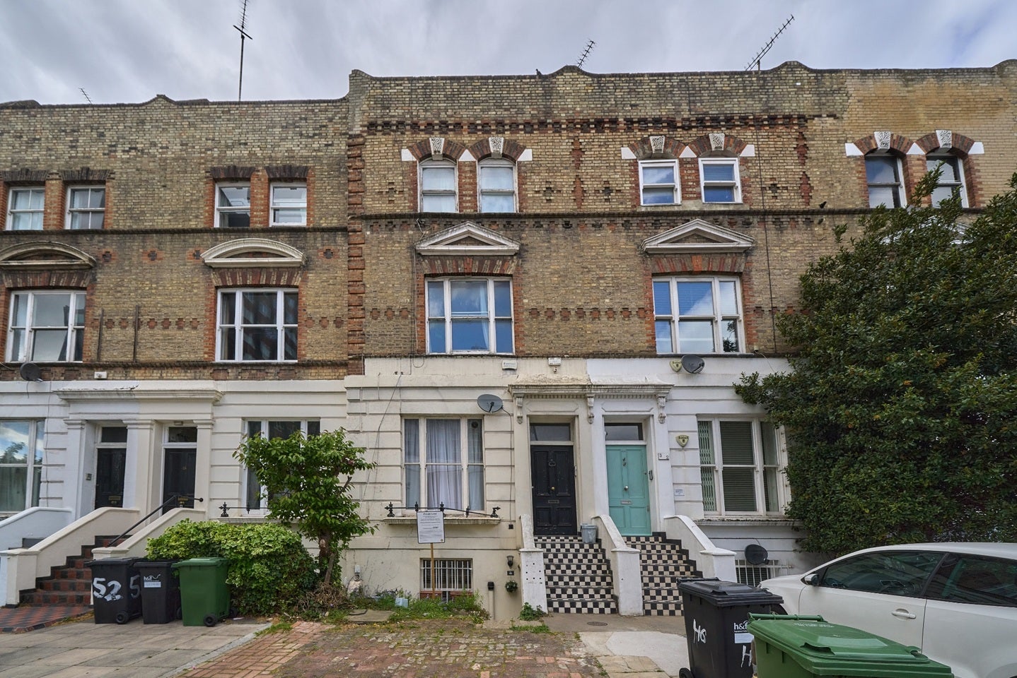 Flat Lillie Road in Greater London