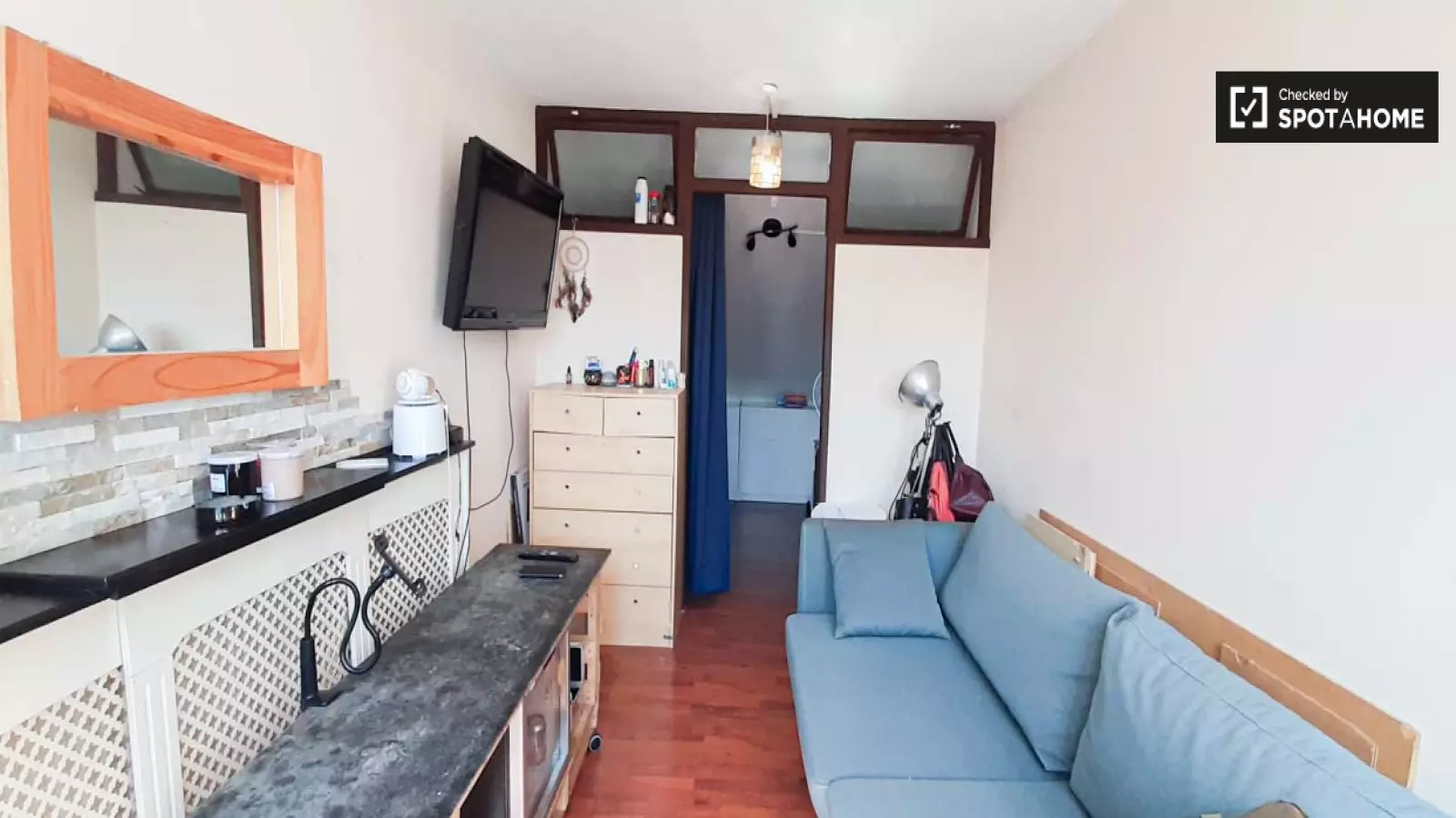 Flat Burwell Walk in Greater London