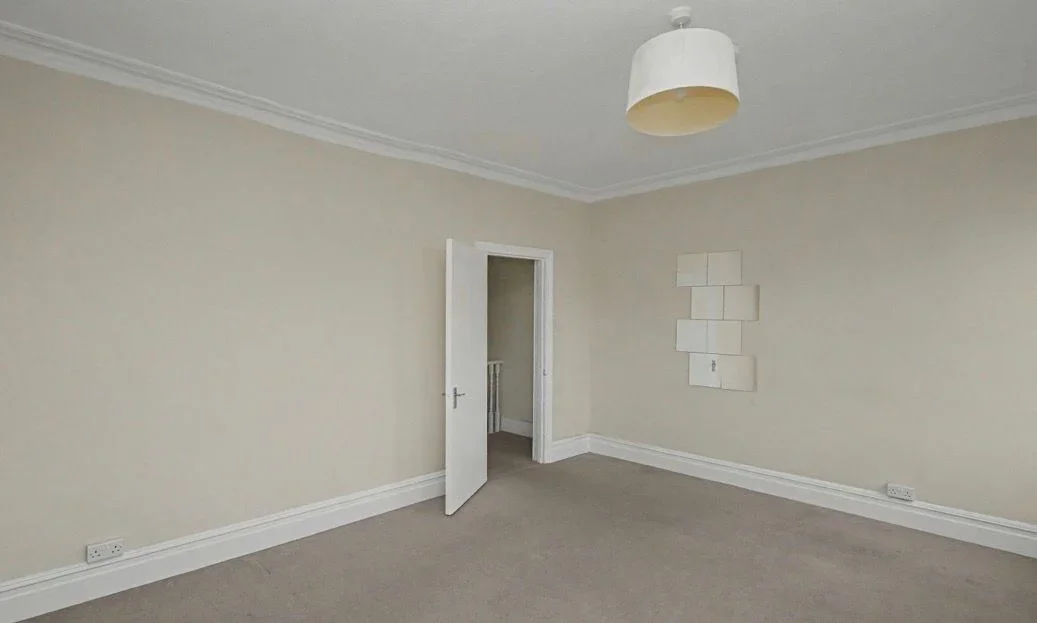 Flat Hertford Road in Greater London