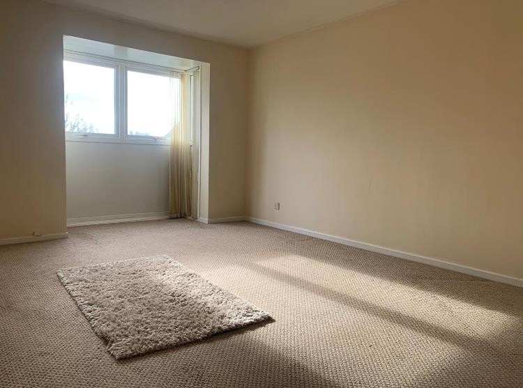 Flat Fareham Crescent in Wolverhampton