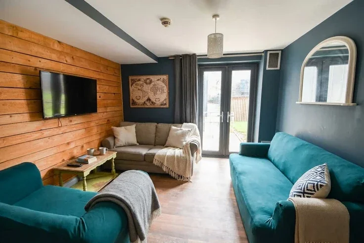 Flat Shire Oak Road in Leeds