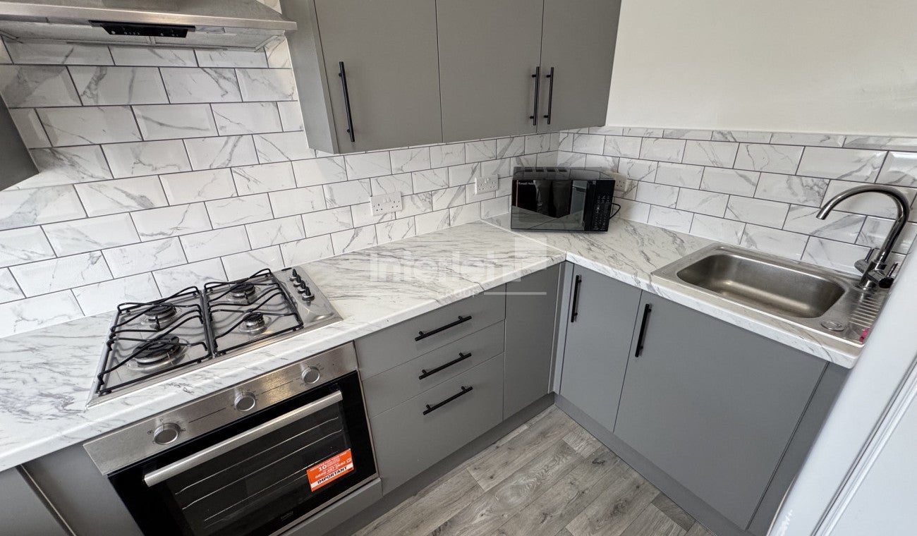 Flat Whitchurch Road in Cardiff