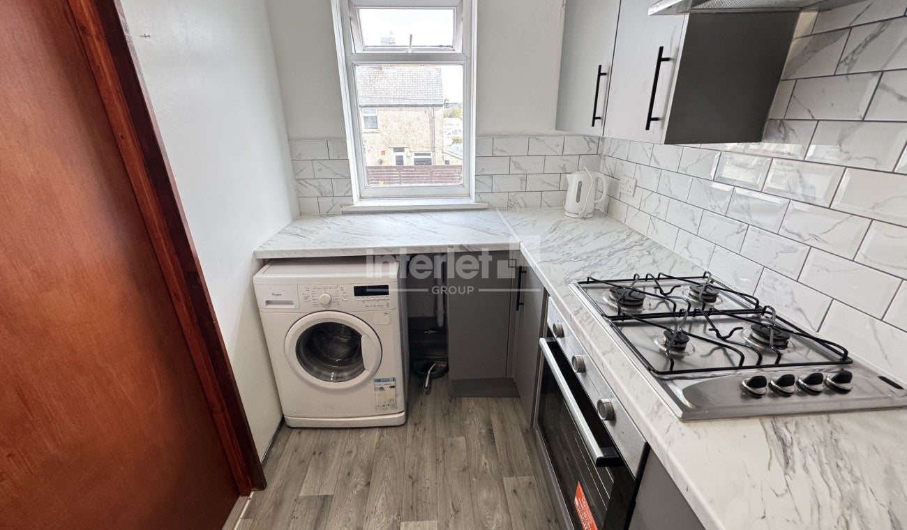 Flat Whitchurch Road in Cardiff