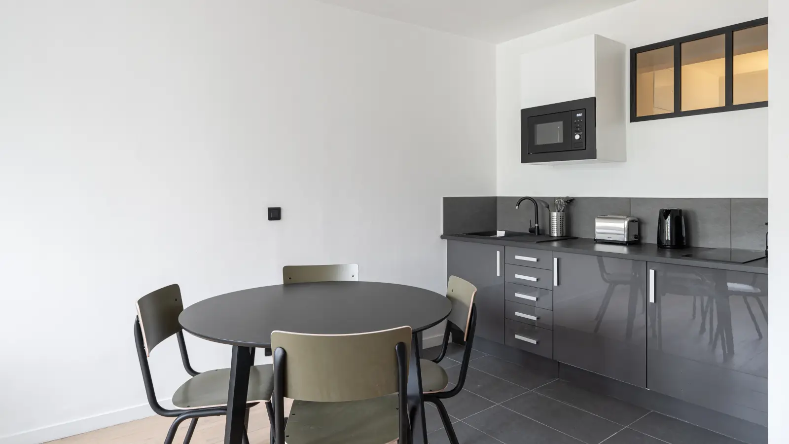 Room Rue Fernand Pelloutier in Paris