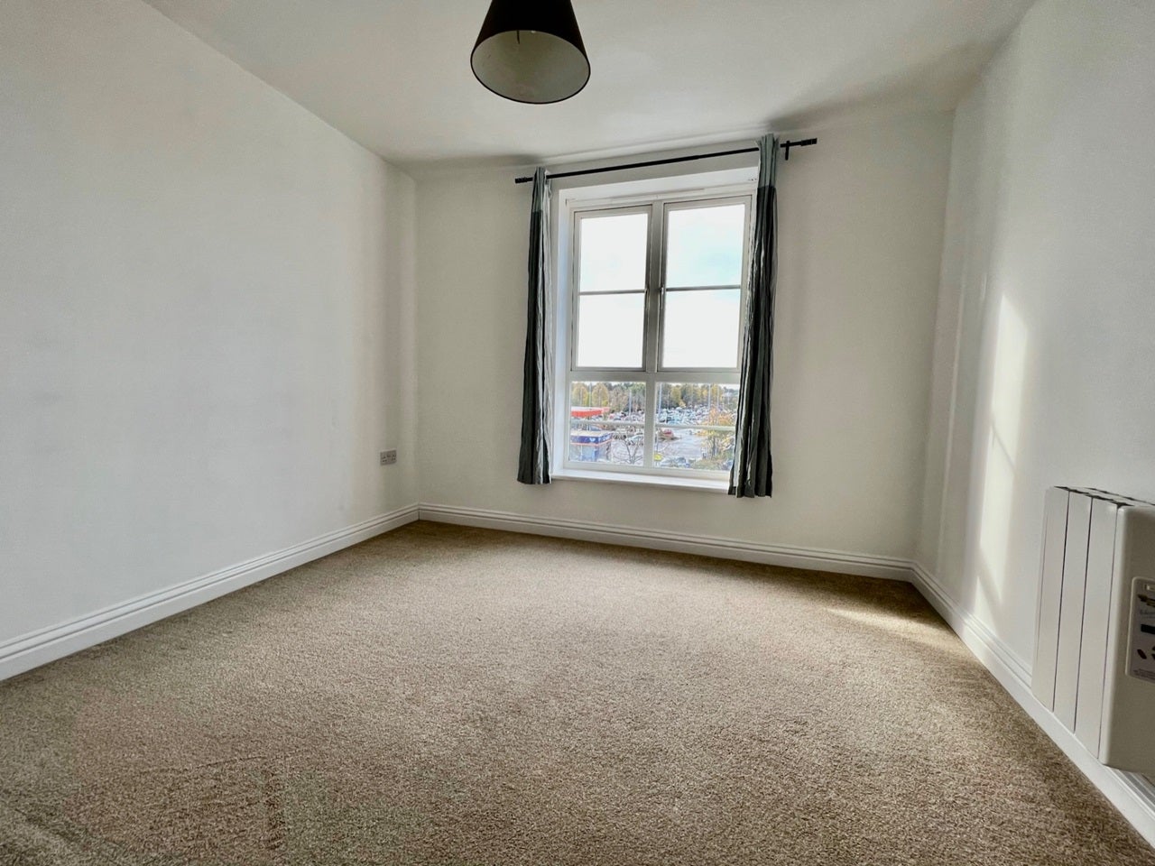 Flat Tudor Way in Woking