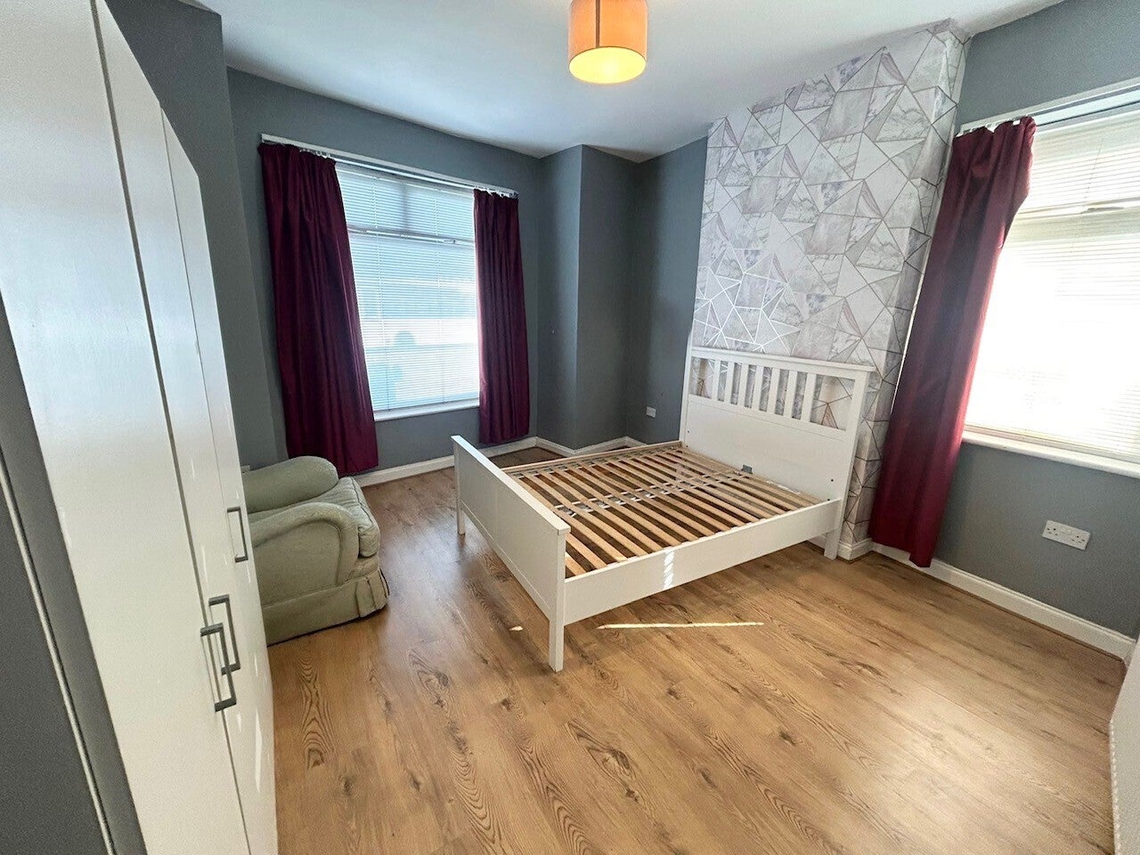Flat Buxton Road in Hazel Grove