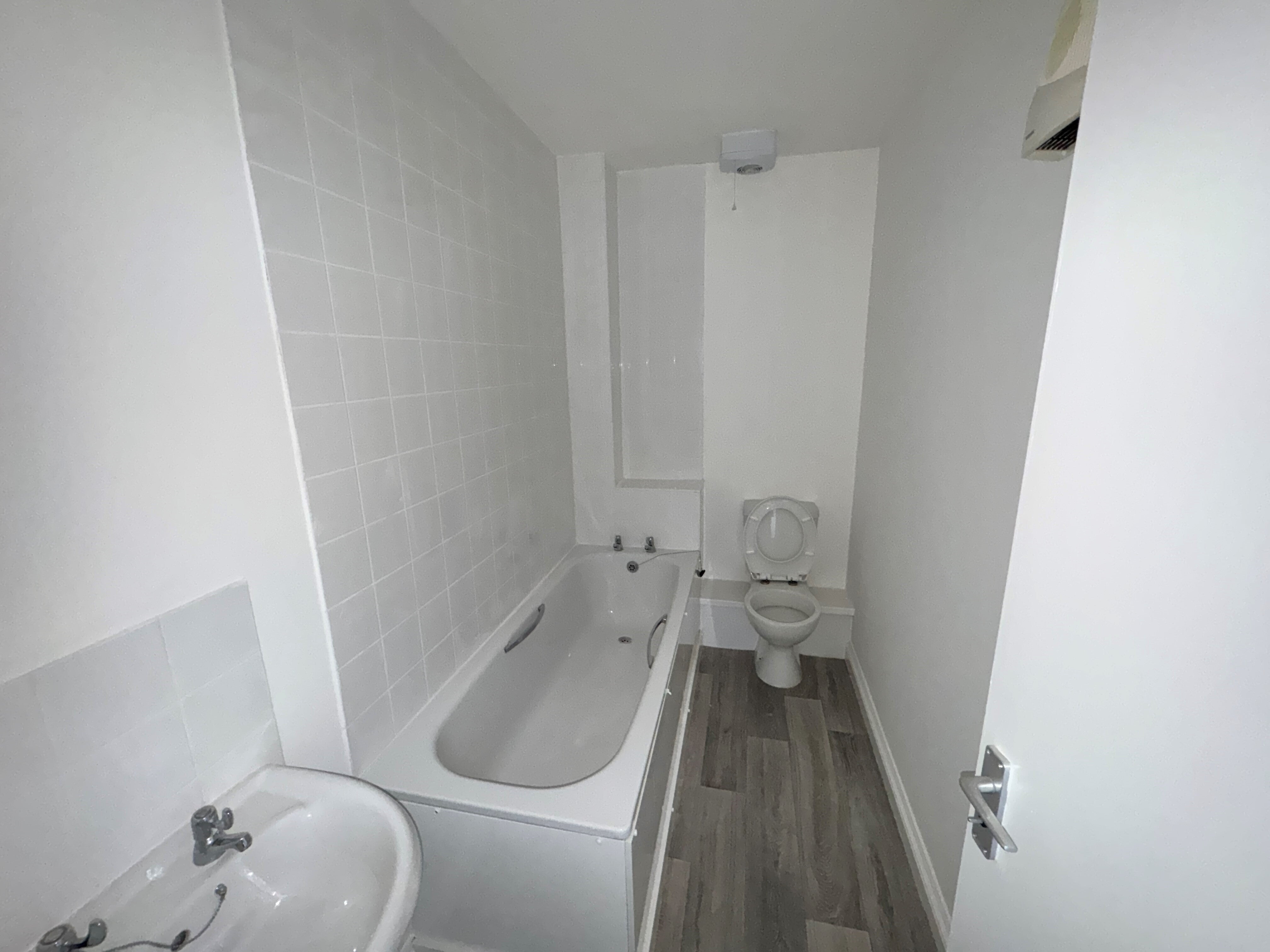 Flat Newton Road in Yeovil