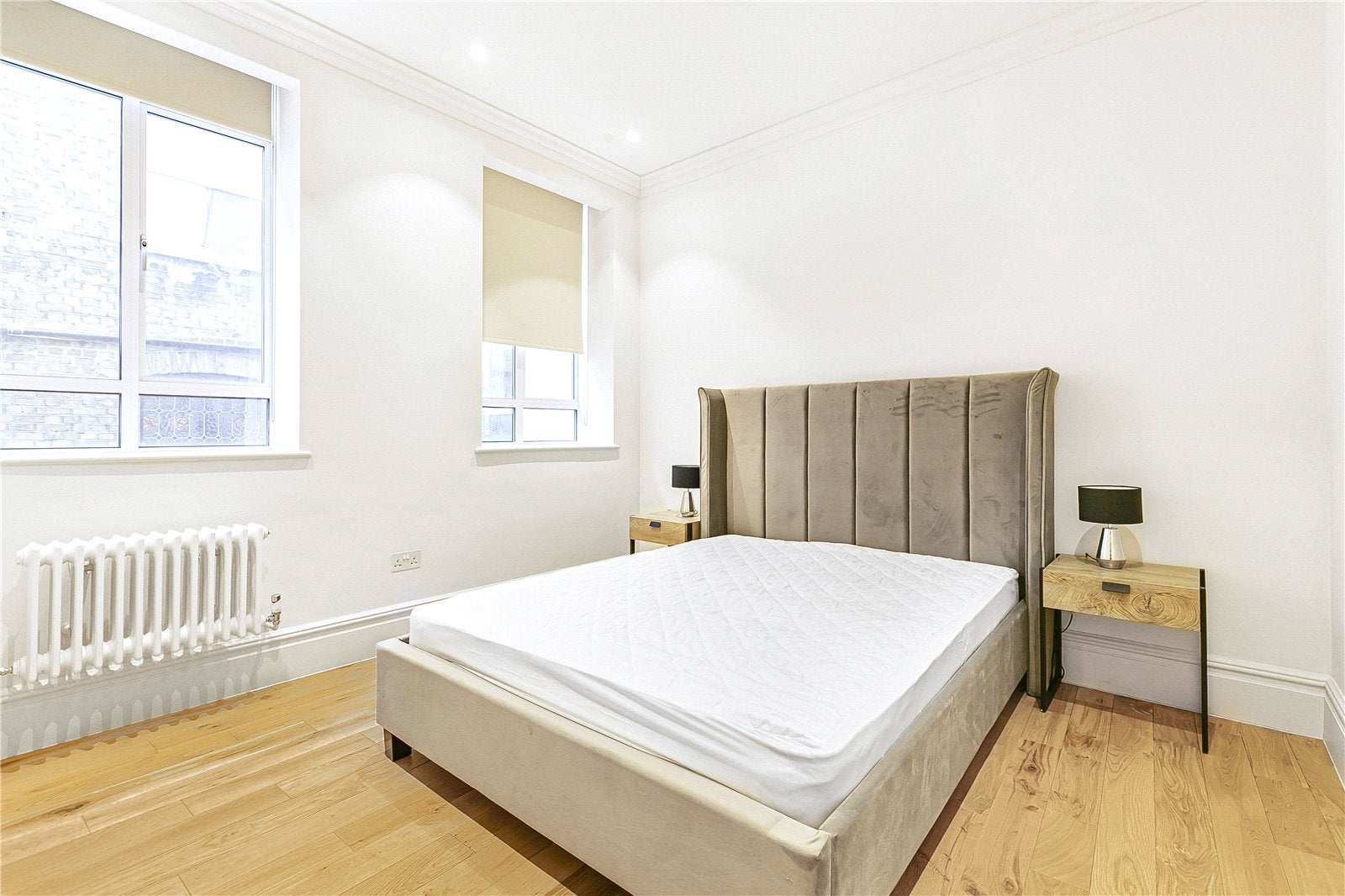 Flat Strand in City of Westminster
