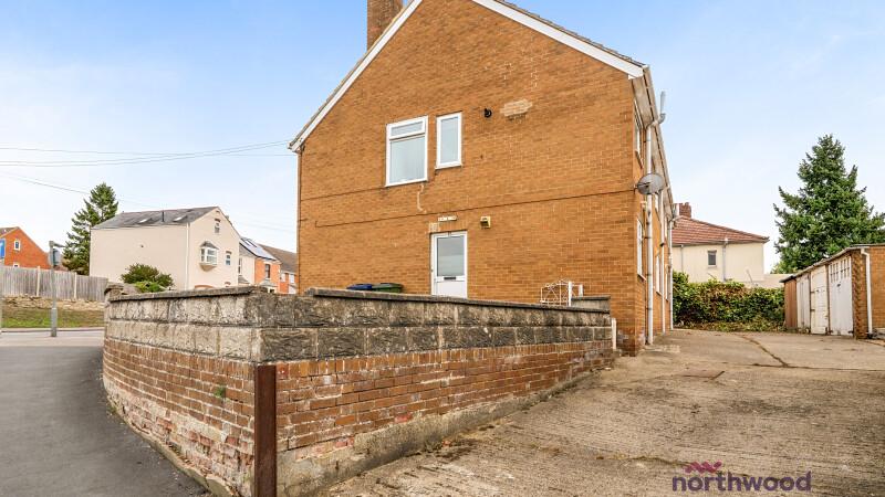 Flat Long Lane in Littlemore