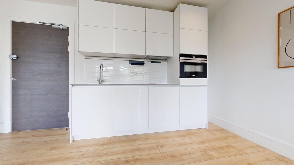 Flat Humphry Repton Lane in Greater London