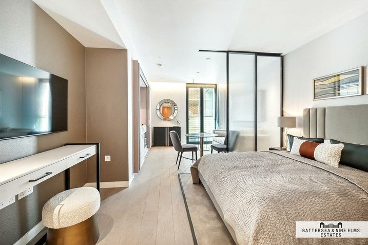 Flat Hanover Square in City of Westminster