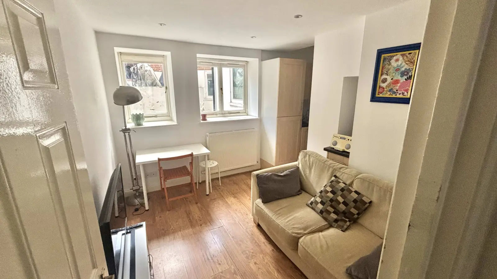 Flat Brixton Hill in Greater London