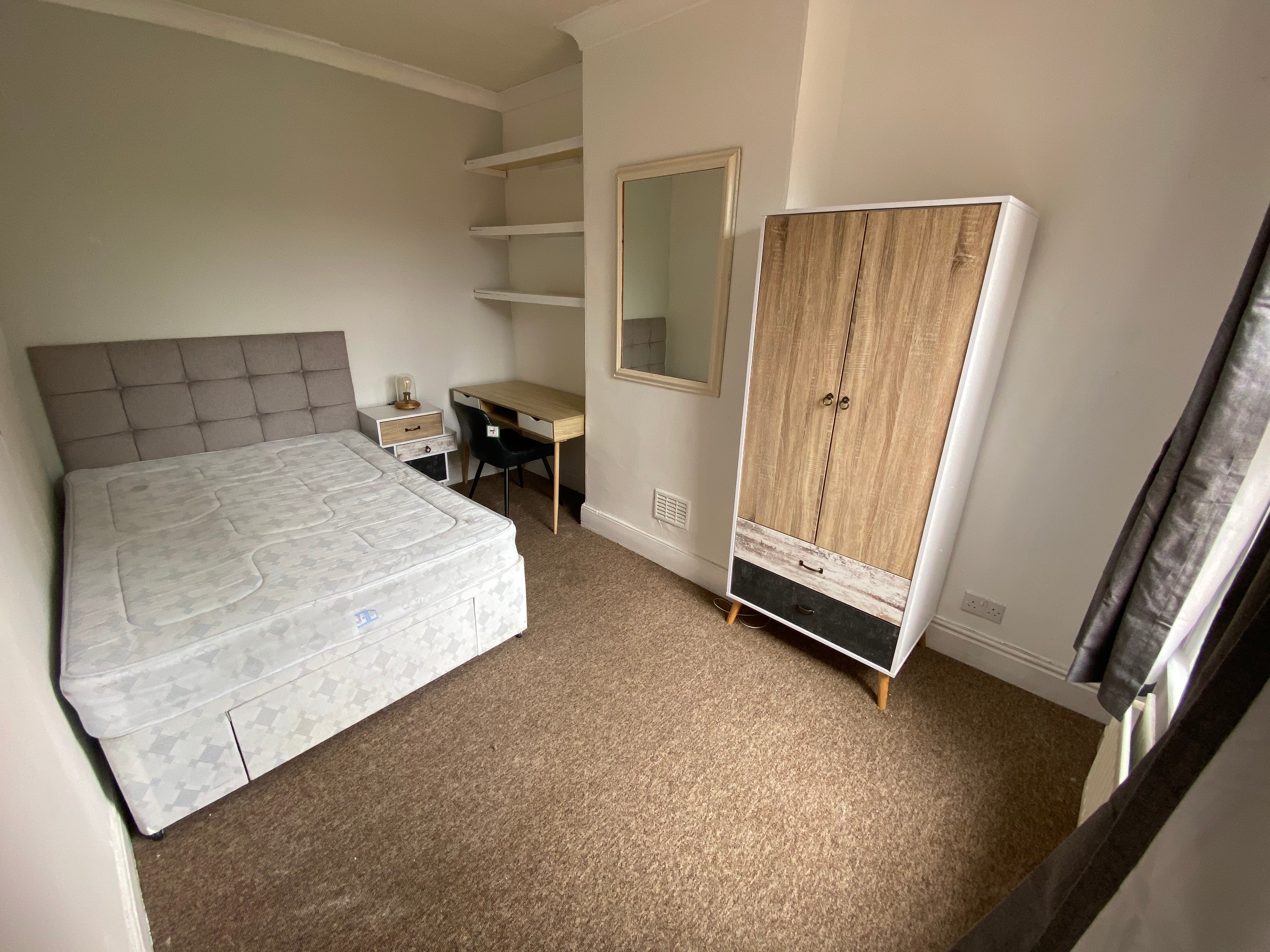 Flat Pershore Road in Birmingham