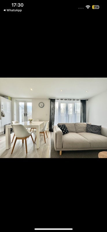 Room Dairy Mews in Greater London