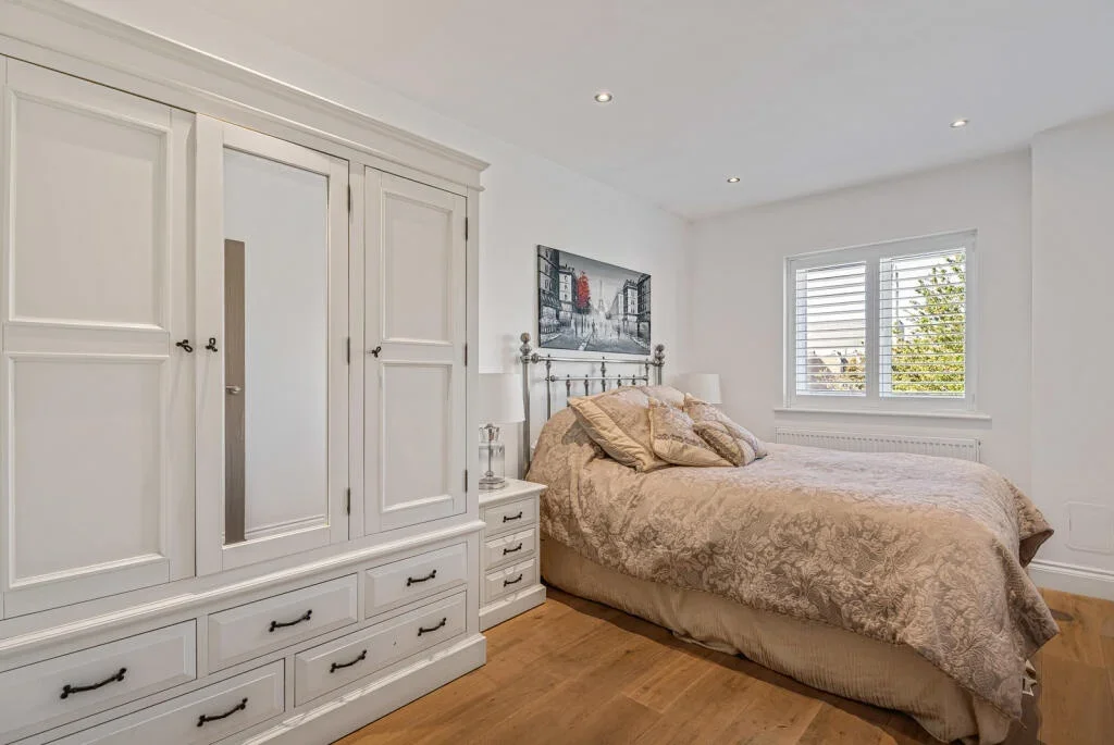 Flat Glamis Place in Greater London