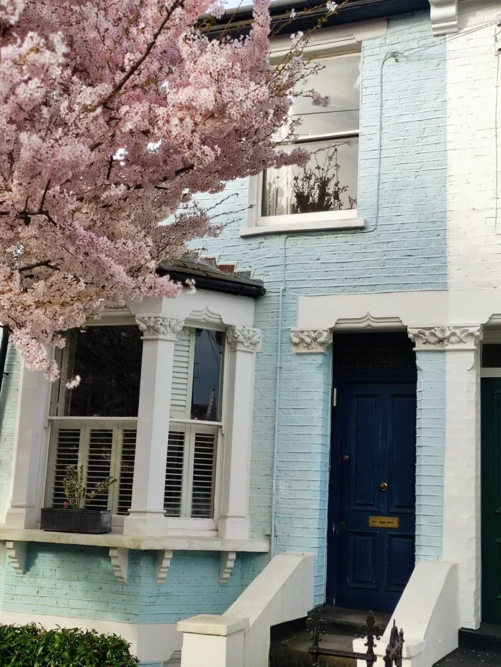 Flat Tabor Road in Greater London