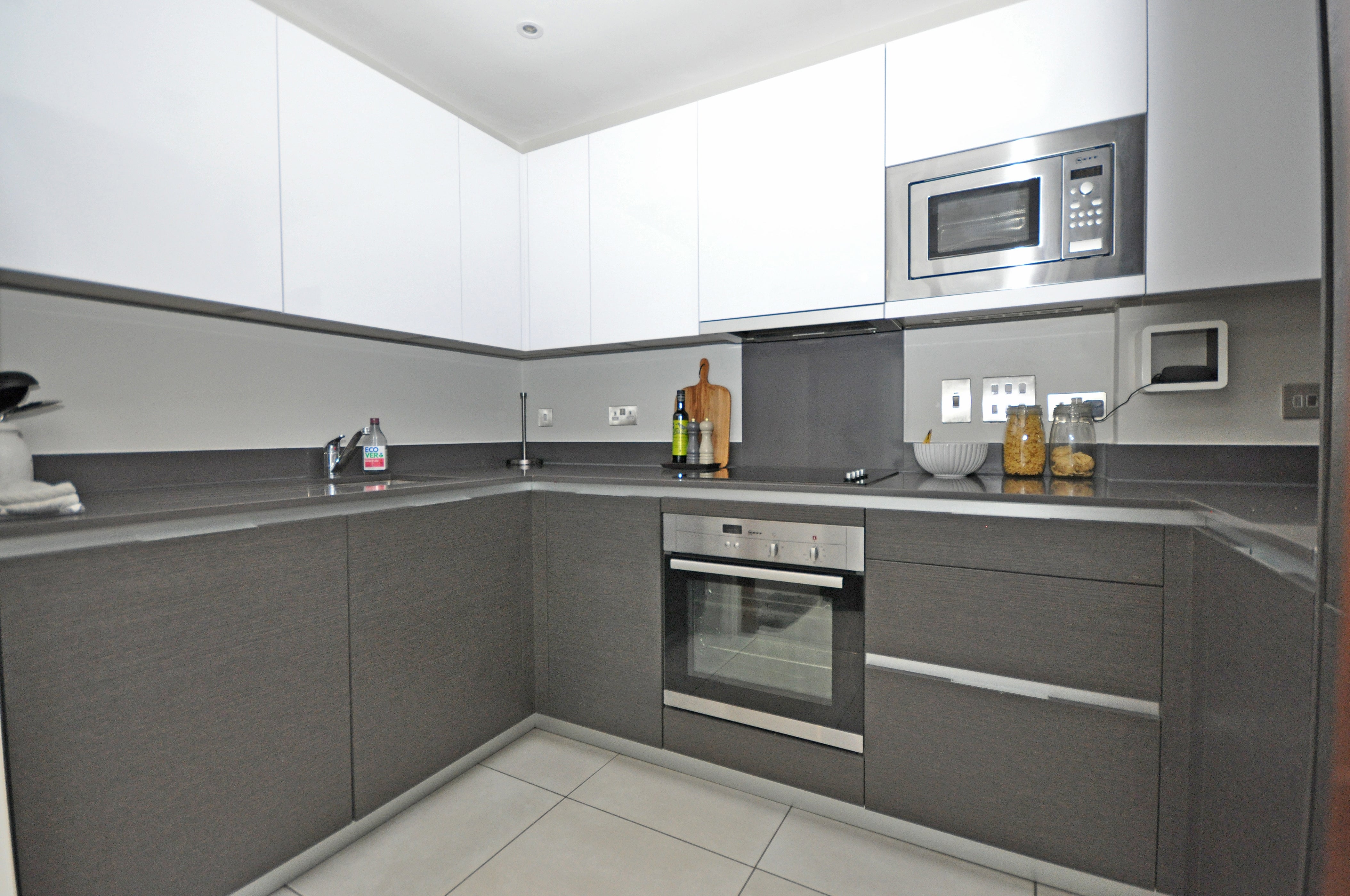 Flat Humphris Place in Cheltenham