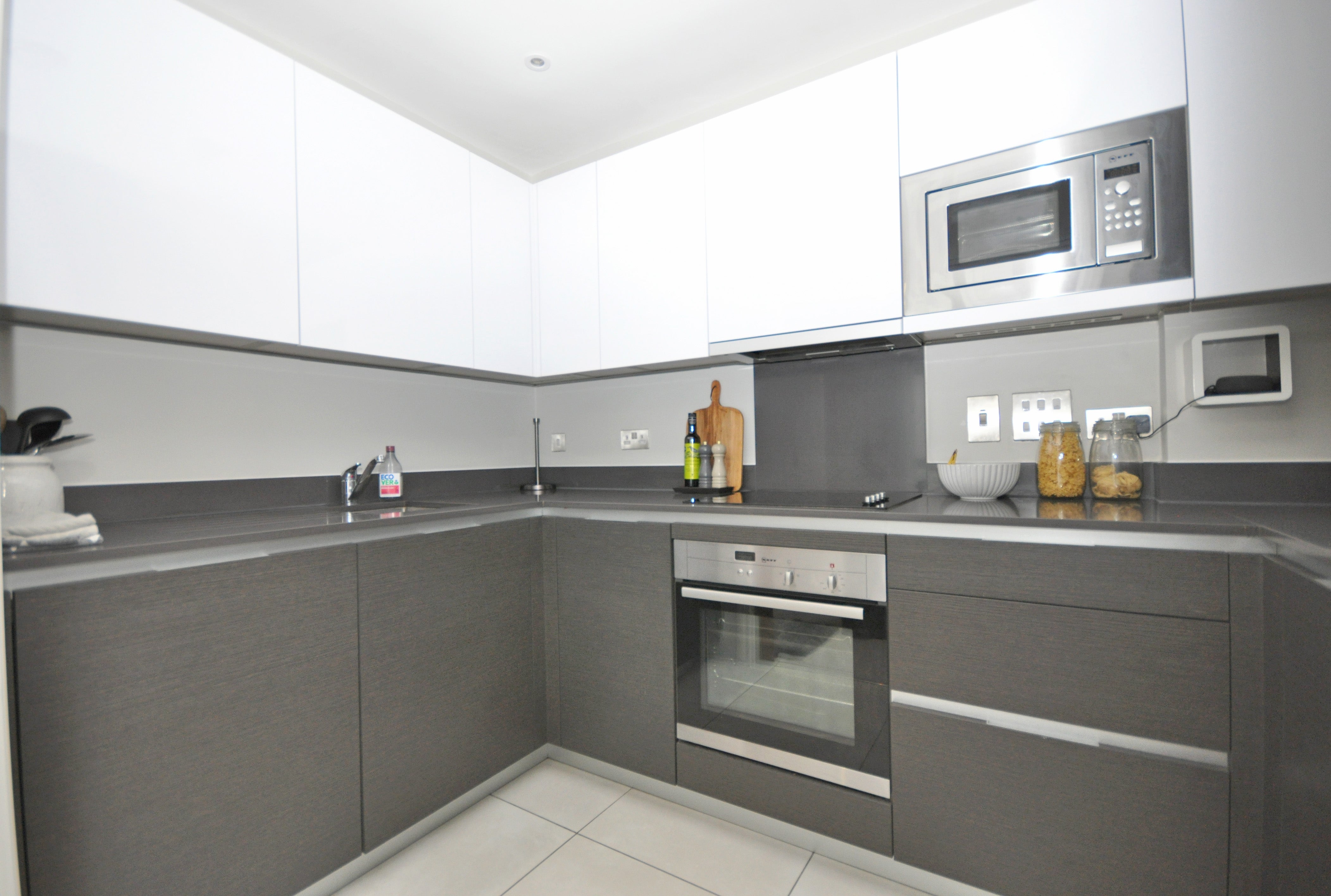 Flat Humphris Place in Cheltenham