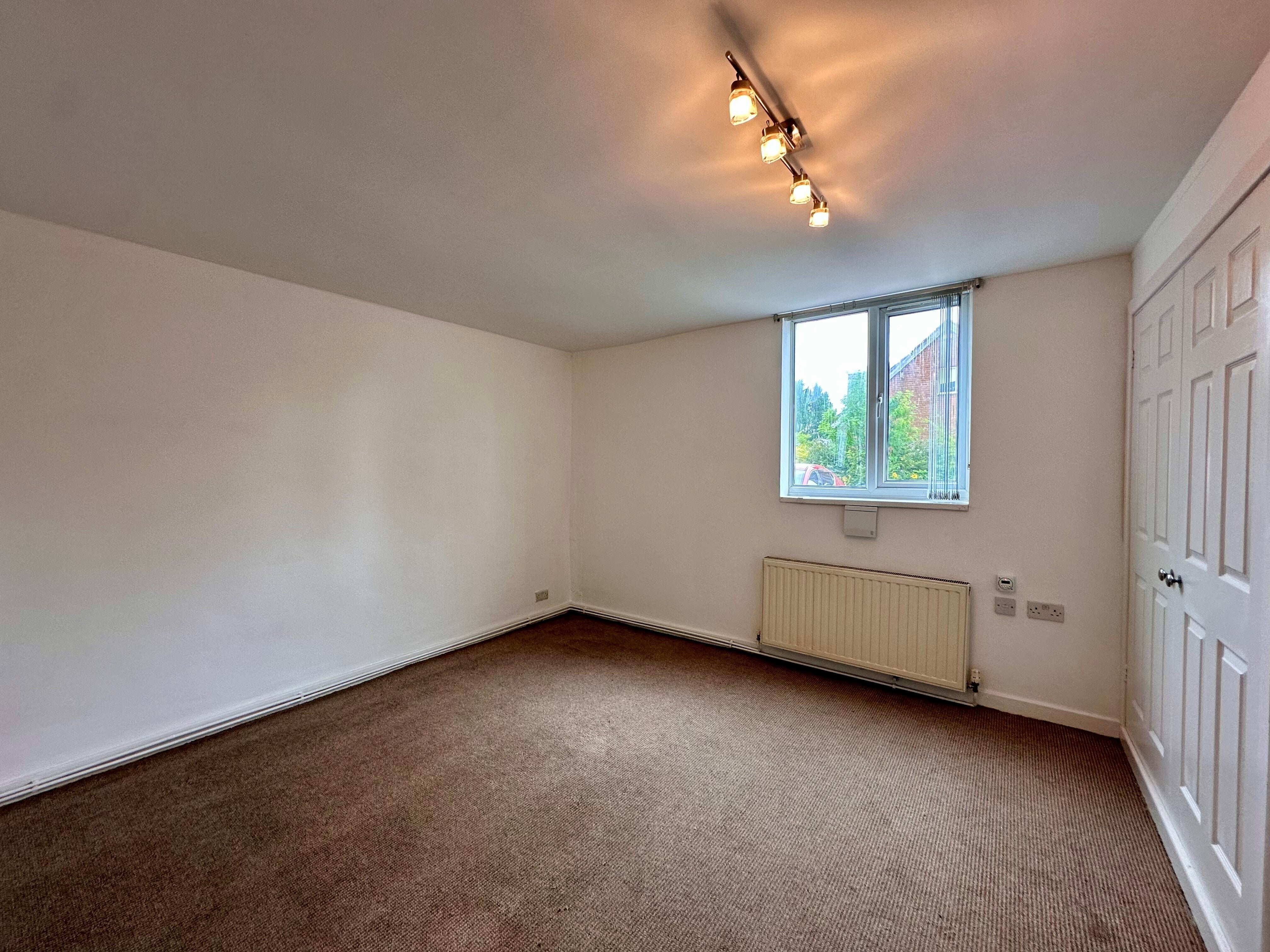 Flat Audenshaw Road in Tameside
