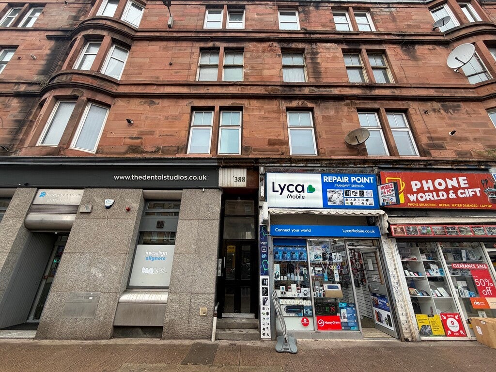 Flat Victoria Road in Glasgow