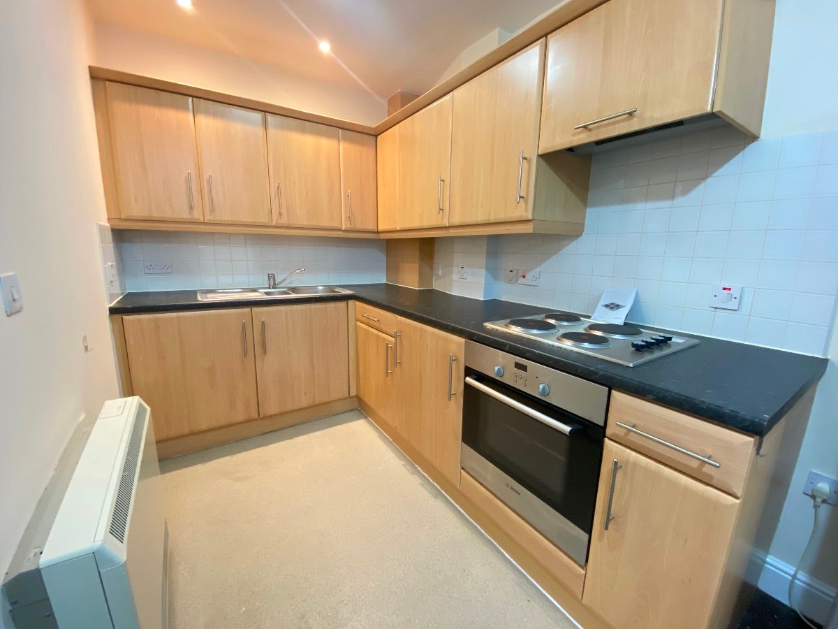 Flat Upper Hope Place in Liverpool