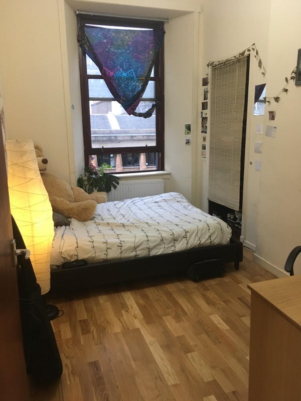 Flat Sauchiehall Street in Glasgow