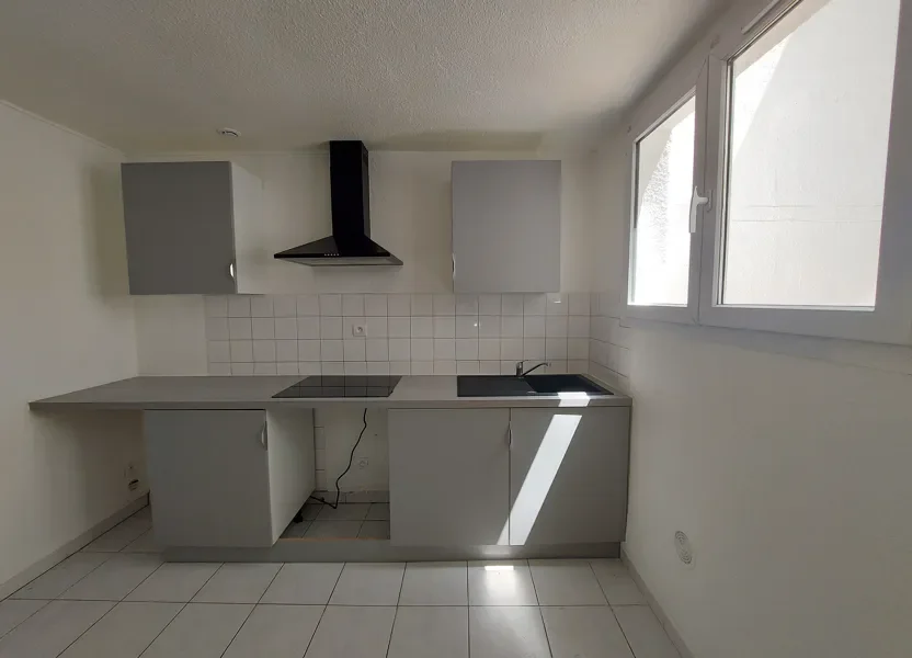 Flat Rue des Remparts in Lunel