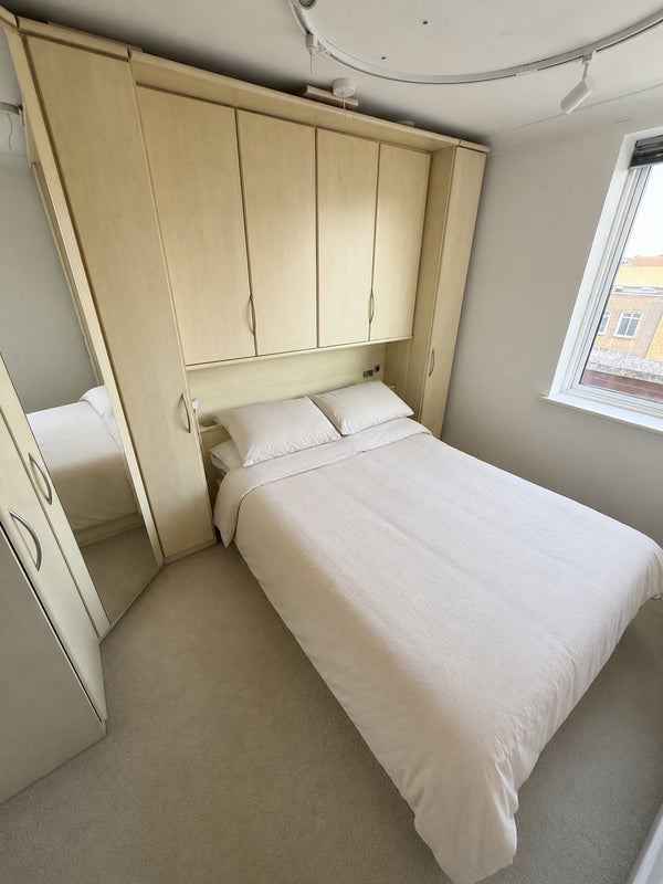 Room Clapham High Street in Greater London