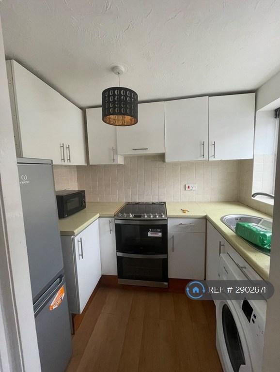 House Larkham Close in Greater London
