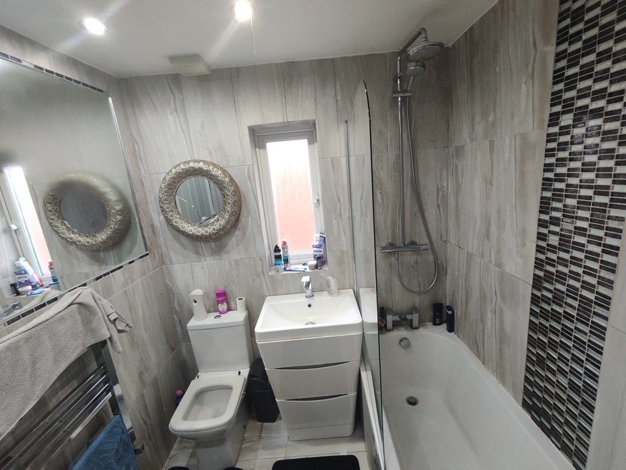 Room Warwick Close in Hinckley and Bosworth