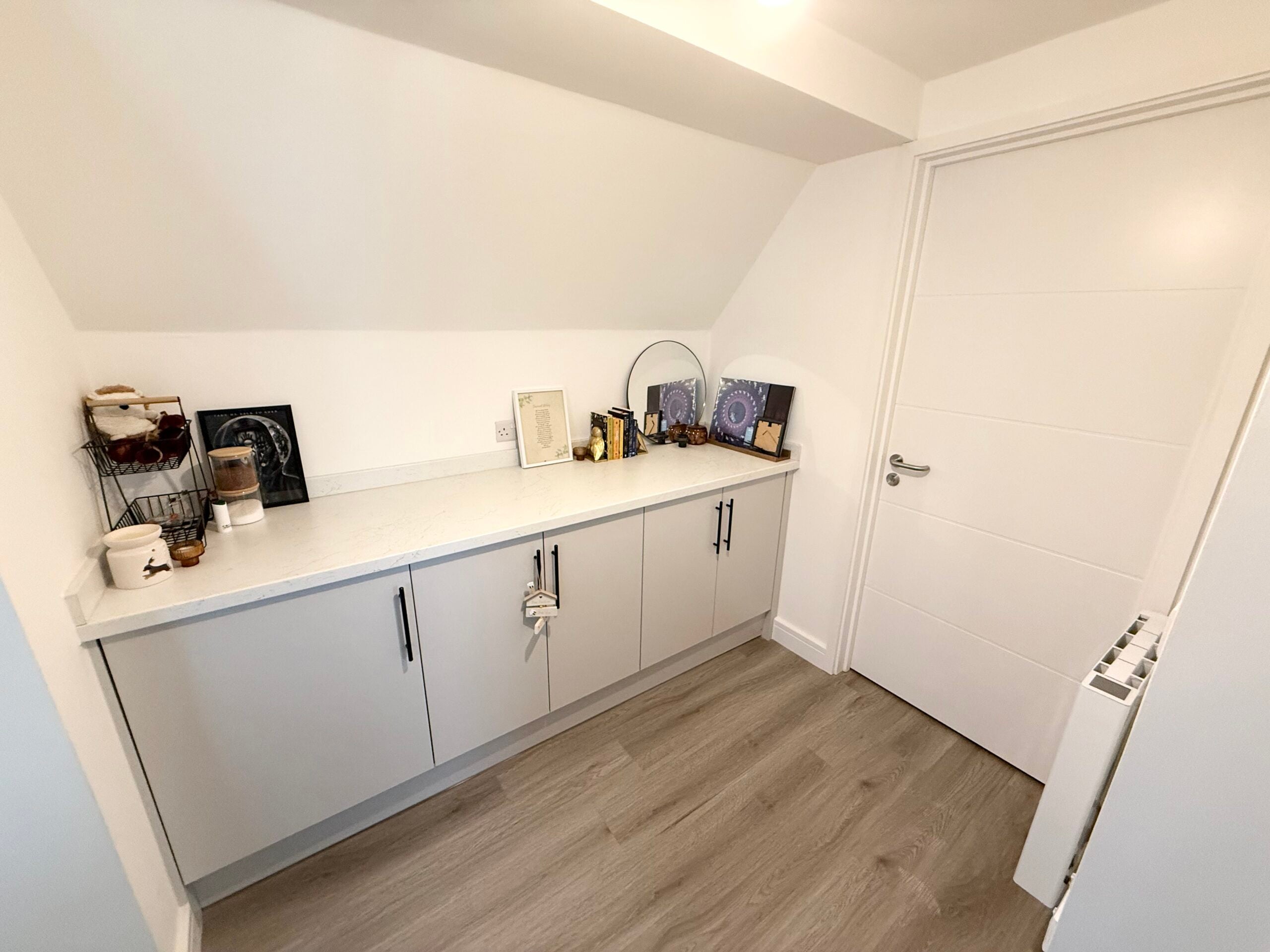 Flat Swain Court in Peterborough